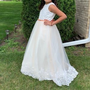 Girls flower girl dress size 12/14